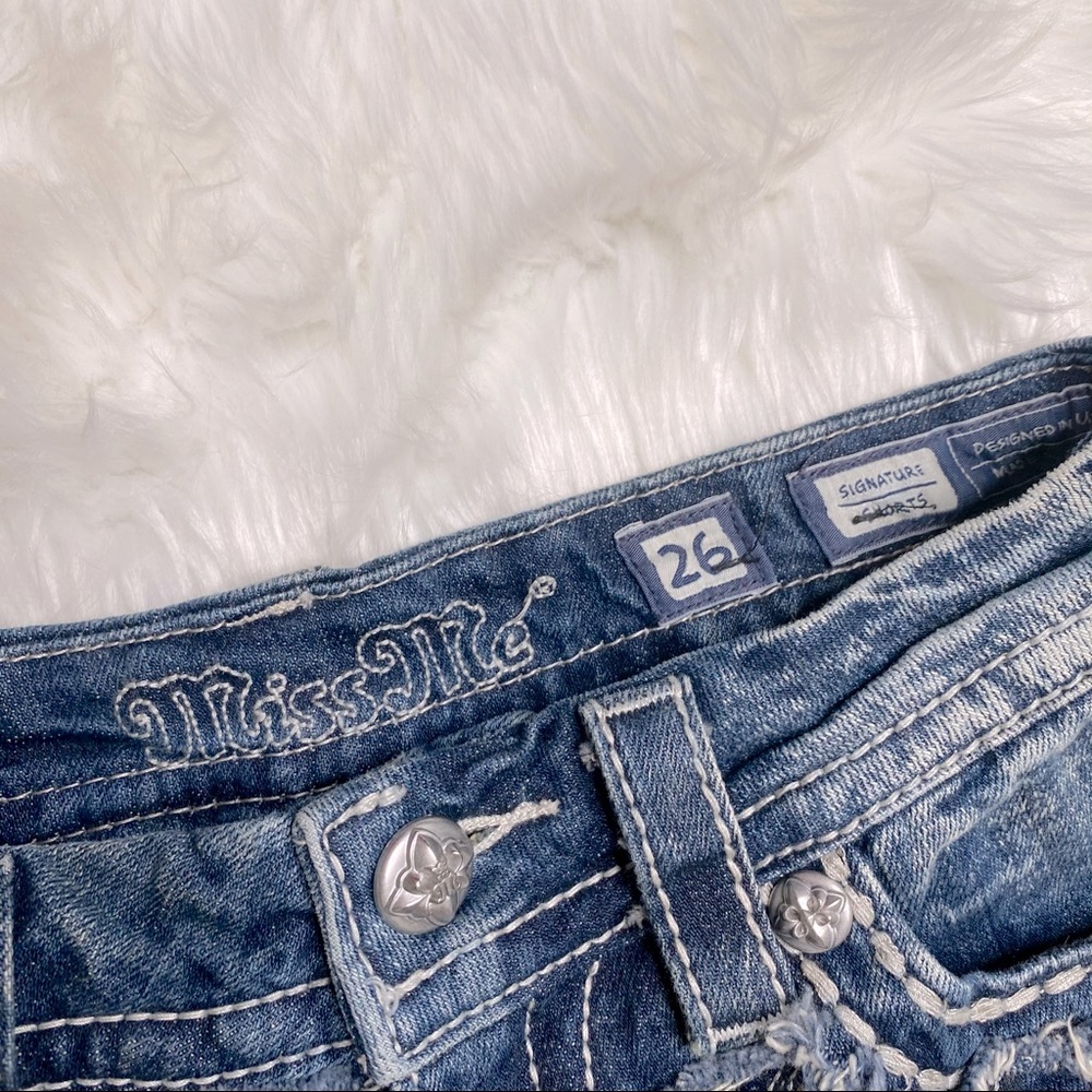 Miss Me Jean Short size 26 - Picture 4 of 6
